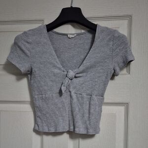 Garage Gray Ribbed Knotted Crop Top